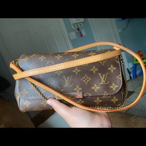 Louis Vuitton favorite mm